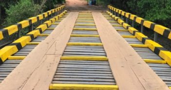 Secretaria Municipal de Obras (SEMOB) entrega a ponte do Bambá totalmente reformada para a população Urumajoense