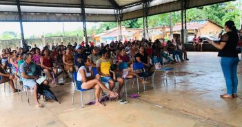 Na última sexta-feira, 24, a coordenadoria do Cadastro Único/PAB, em parceria com a coordenadoria das condicionalidades da Educação, participaram de evento na quadra da Escola Benedita Cardoso Athayde, em Aturiai.
